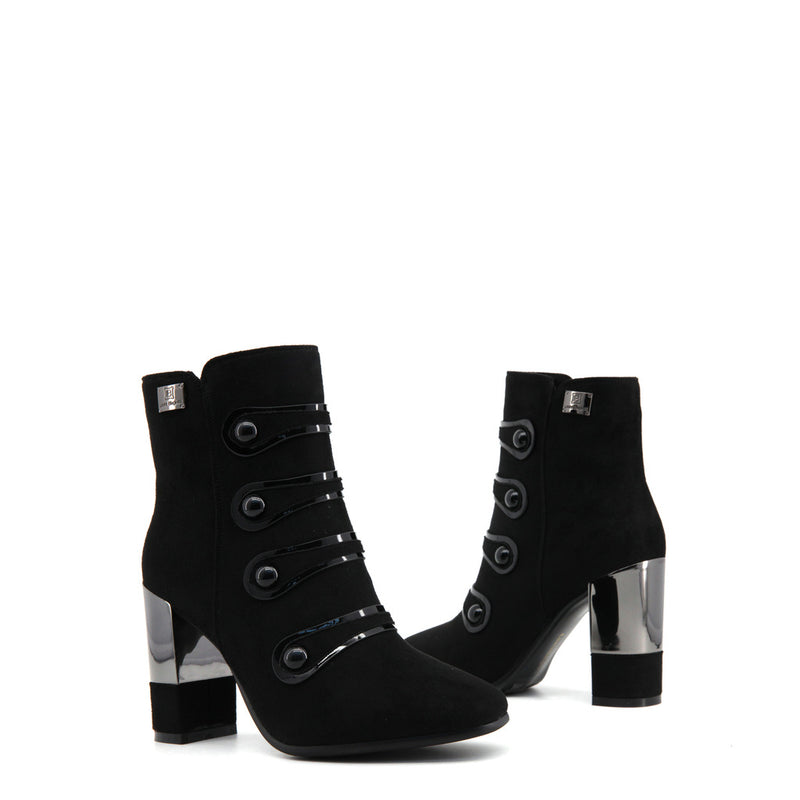 More Shoes: E&D Designer Brands