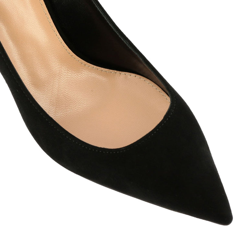 Black Leather Pump