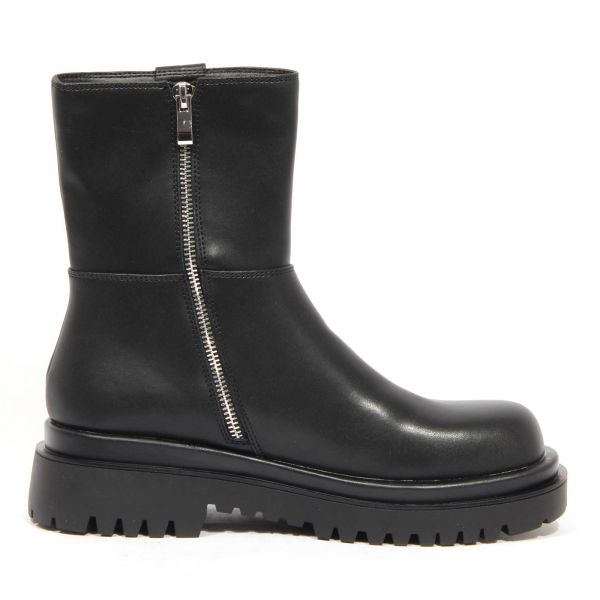 Black Polyurethane Boot