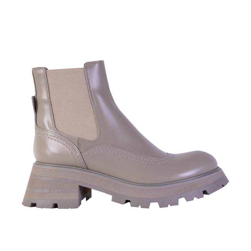 Alexander McQueen Grey Leather Chelsea Boots