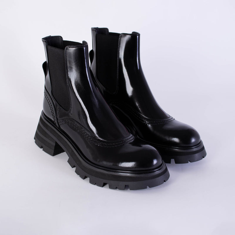 Alexander McQueen Black Leather Chelsea Boots